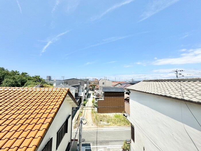 物件内観写真20　(室内からの展望)