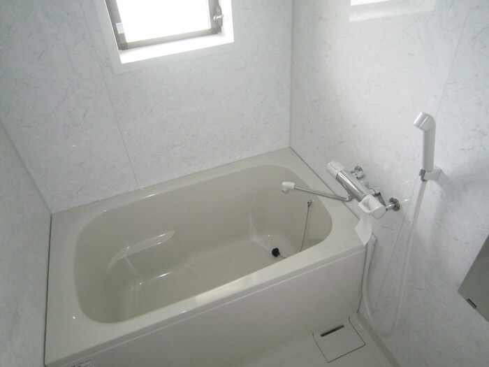 物件内観写真10　(バス／シャワールーム等)