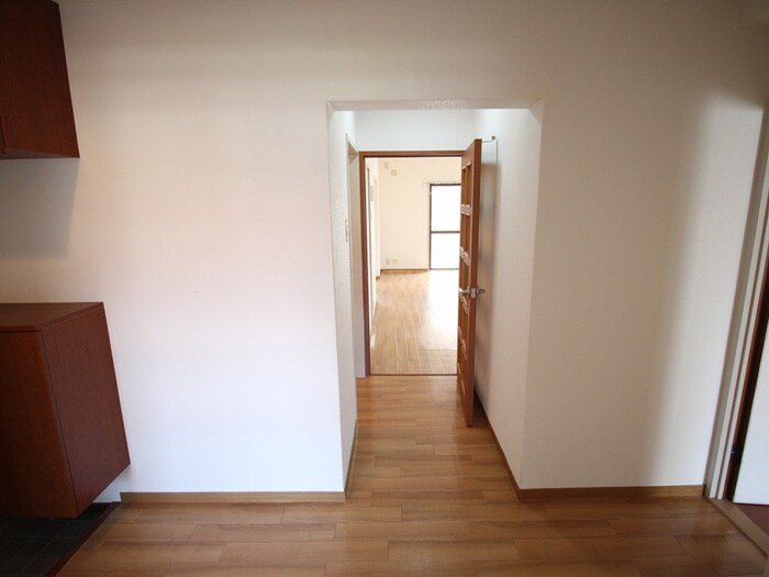 物件内観写真19　(廊下)