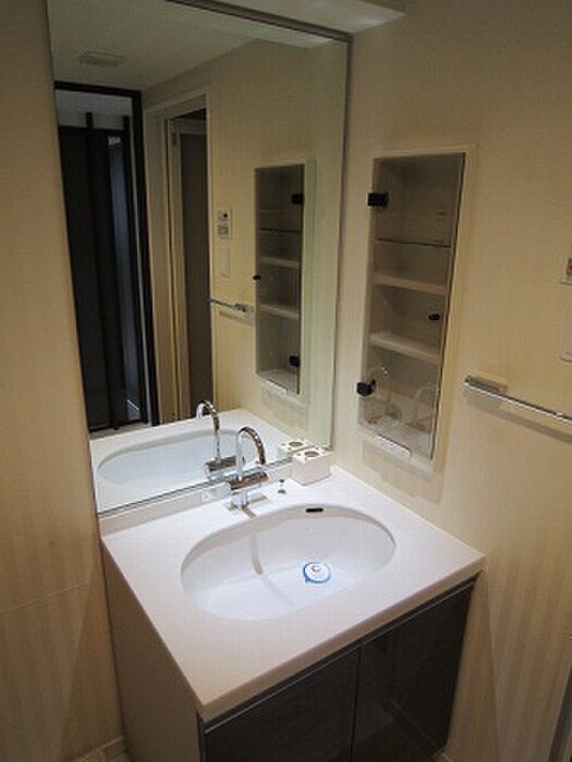 物件内観写真22　(洗面)