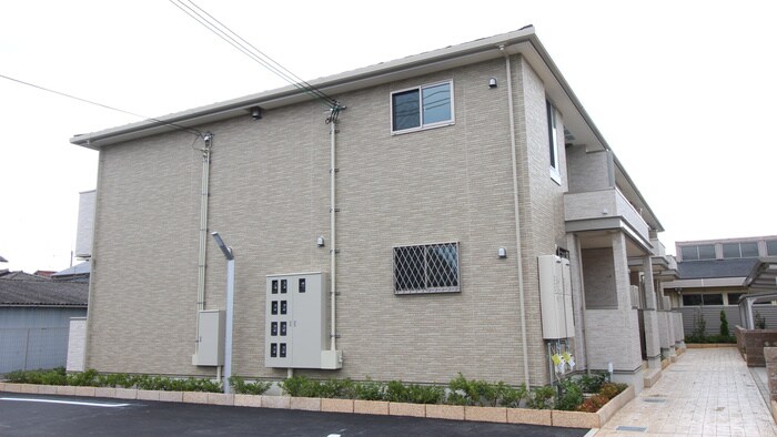 物件外観写真2　(外観写真)