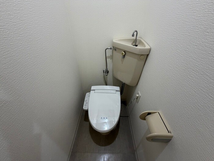 物件内観写真12　(トイレ)