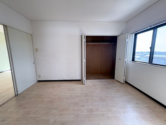 物件内観写真10　(居室)