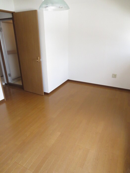 物件内観写真6　(居室)