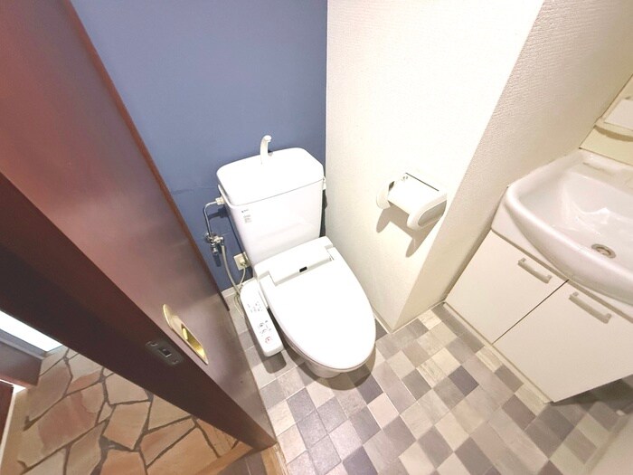 物件内観写真13　(トイレ)