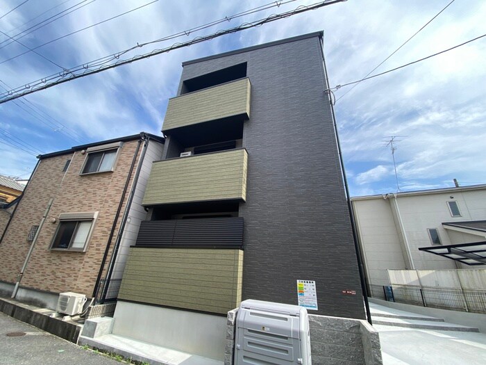 物件外観写真1　(外観写真)