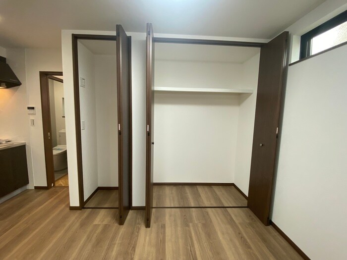 物件内観写真10　(収納)