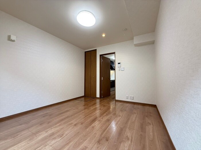 物件内観写真5　(居室)