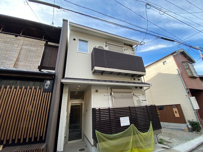 物件外観写真3　(外観写真)