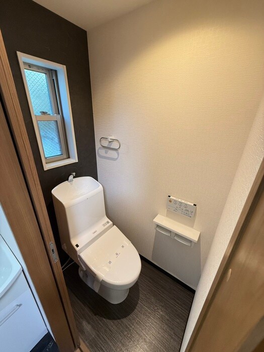 物件内観写真9　(トイレ)