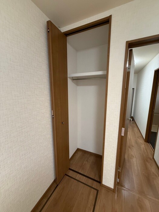 物件内観写真10　(収納)