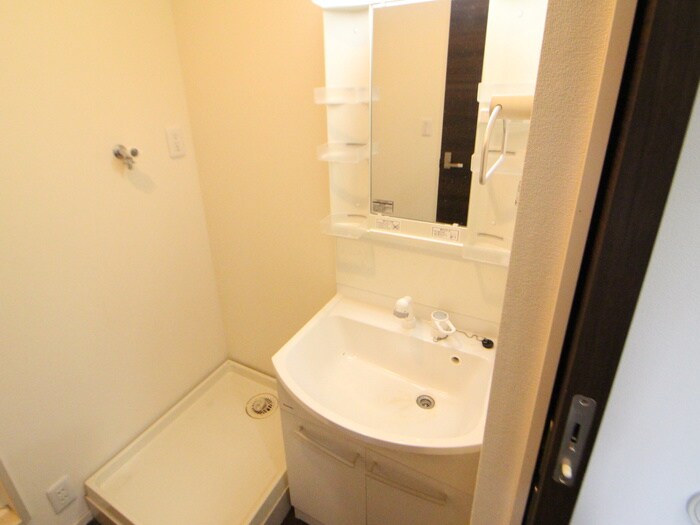 物件内観写真8　(洗面)