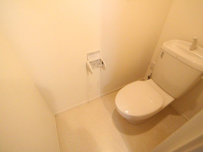 物件内観写真11　(トイレ)