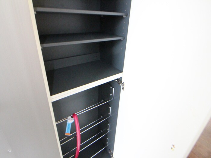 物件内観写真16　(靴箱)