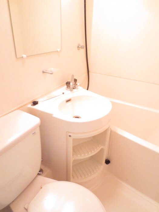 物件内観写真11　(バス／シャワールーム等)