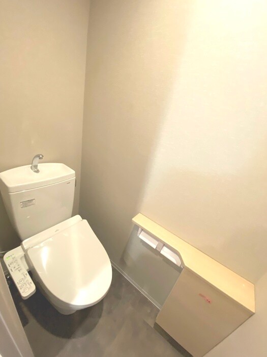 物件内観写真8　(トイレ)