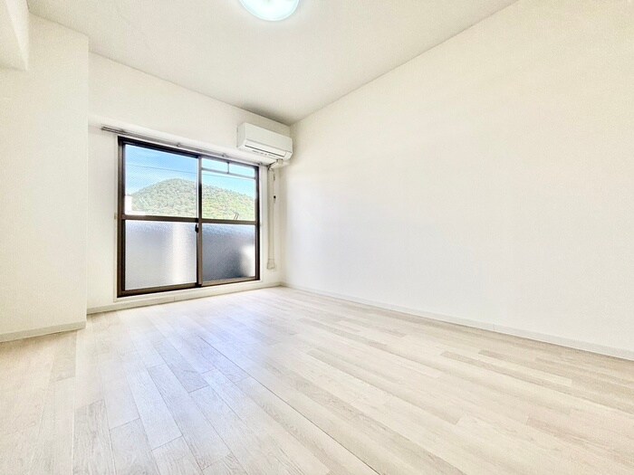 物件内観写真10　(居室)