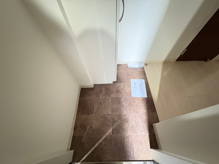 物件内観写真17　(玄関)