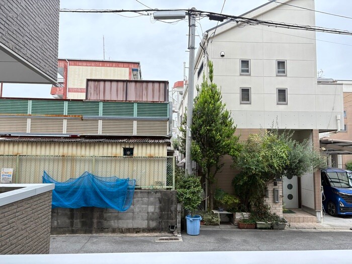 物件内観写真20　(室内からの展望)