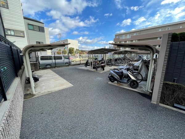 駐輪場