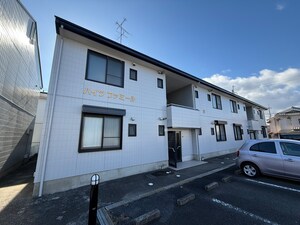ハイツファミールＢ棟外観写真