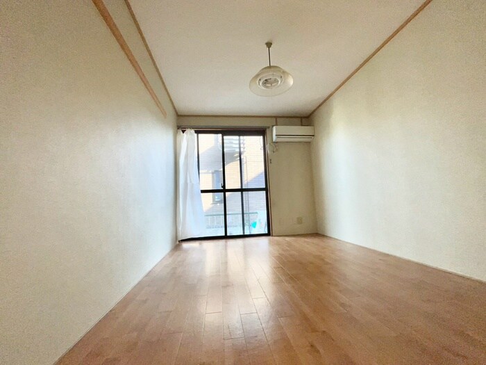 物件内観写真19　(居室)