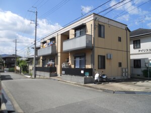 コ－ポ鼓滝Ｃ棟外観写真