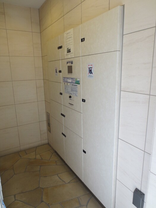 物件外観写真6　(建物設備)