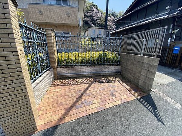 バイク置き場