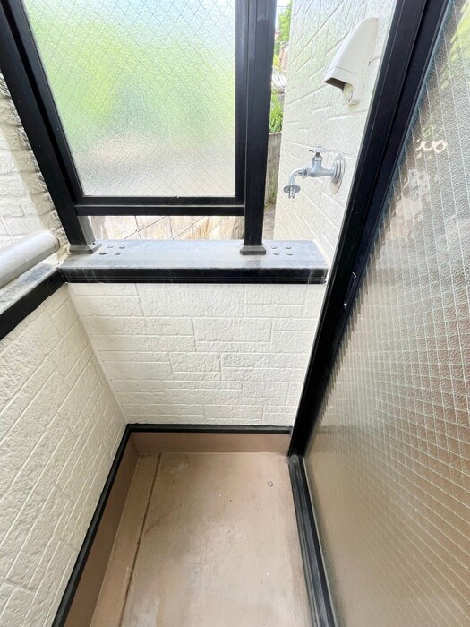 物件内観写真13　(洗濯機置場)