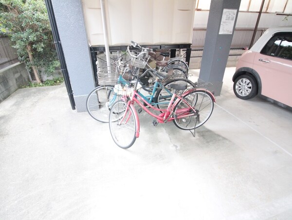 駐輪場