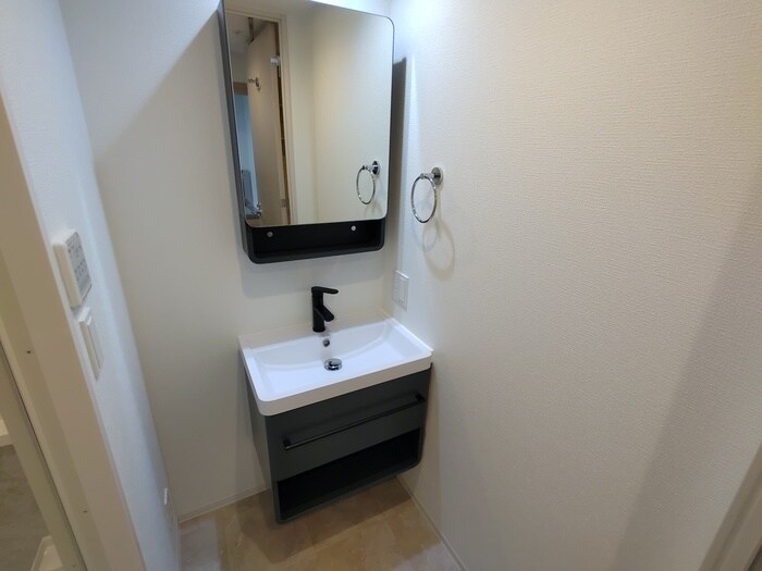 物件内観写真12　(洗面)
