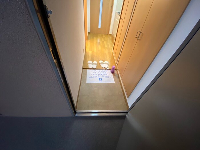 物件内観写真7　(玄関)