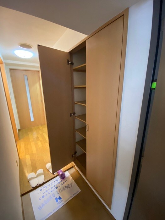 物件内観写真9　(靴箱)