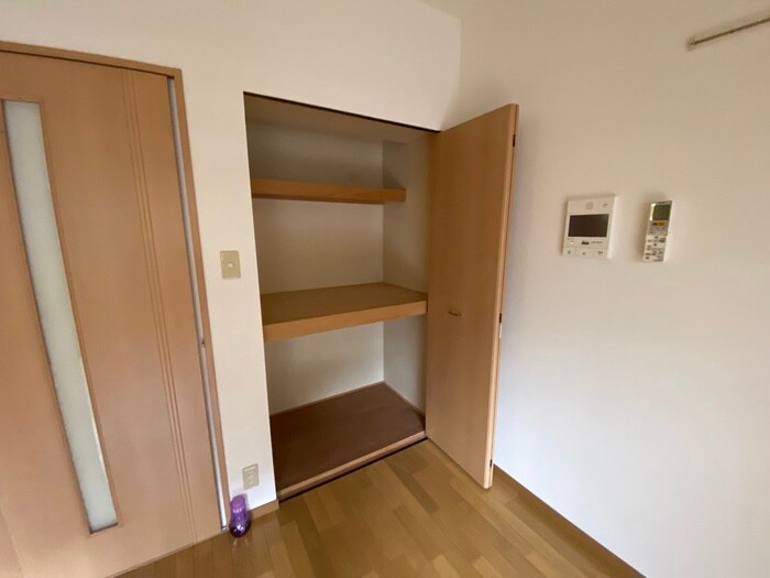 物件内観写真13　(収納)