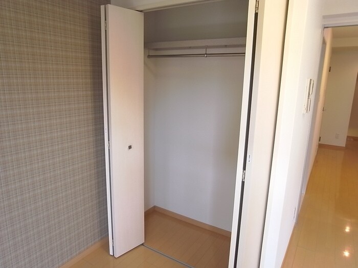 物件内観写真15　(収納)