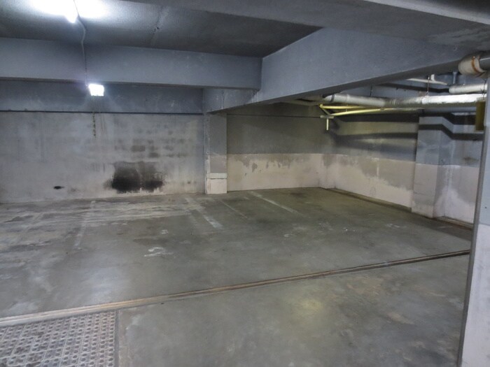 物件外観写真3　(駐車場)