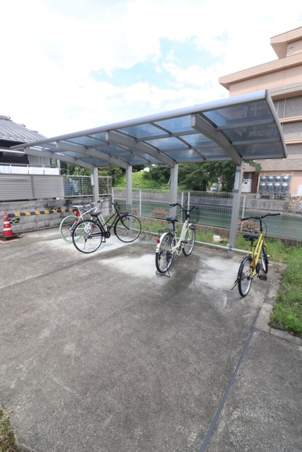 駐輪場