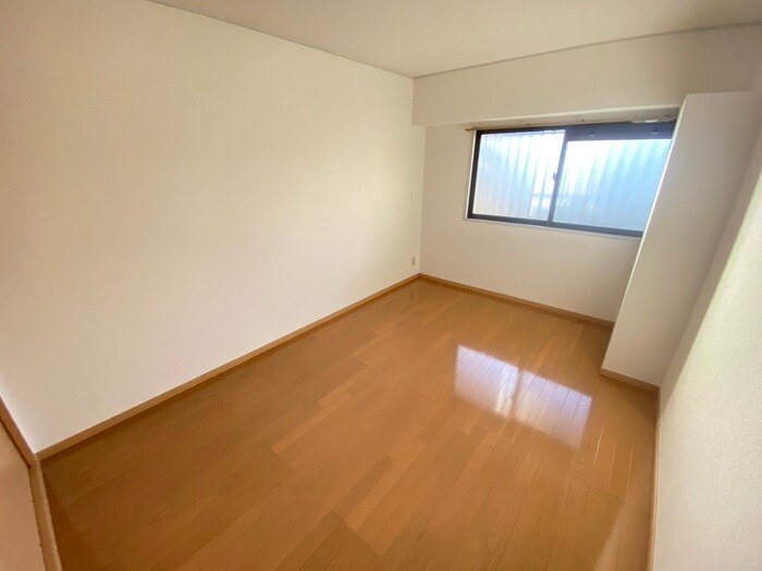 物件内観写真11　(居室)