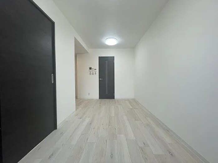 物件内観写真2　(居室)