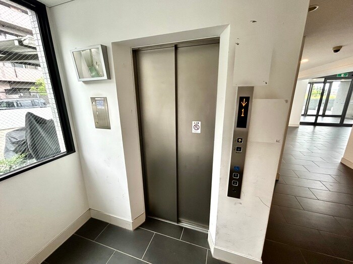 物件外観写真6　(建物設備)