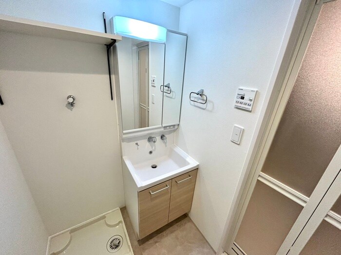 物件内観写真10　(洗面)