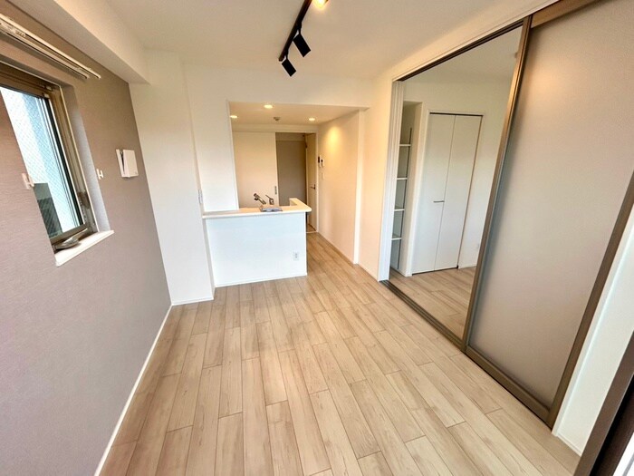 物件内観写真21　(居室)