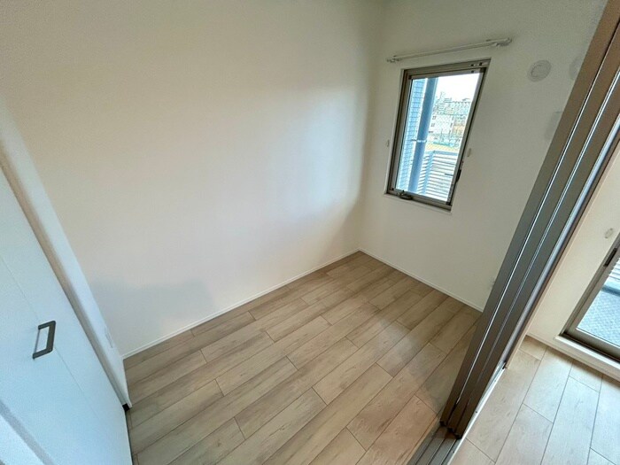 物件内観写真22　(居室)