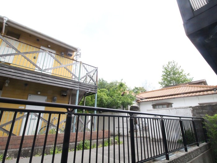 物件内観写真13　(室内からの展望)