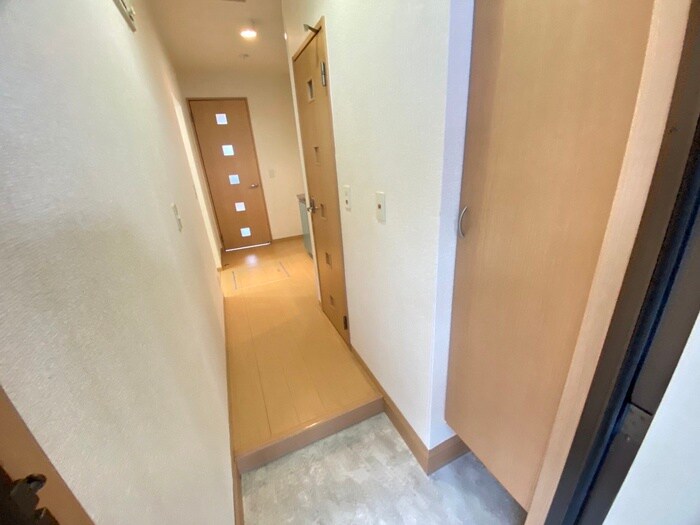 物件内観写真19　(玄関)
