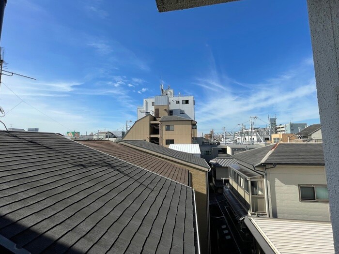 物件内観写真18　(室内からの展望)