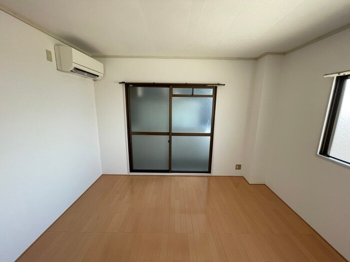 物件内観写真19　(居室)