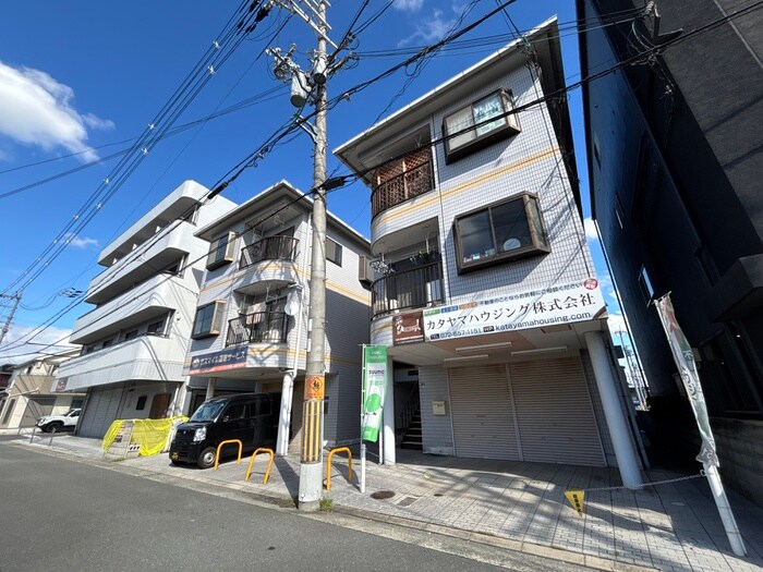 物件外観写真1　(外観写真)