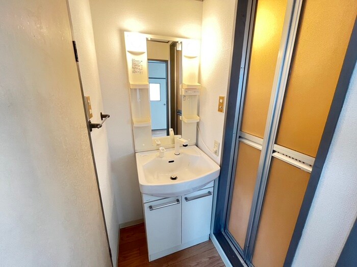 物件内観写真9　(洗面)